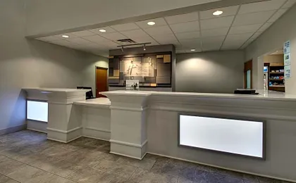 Holiday Inn Express & Suites Chicago North-Waukegan-Gurnee by IHG