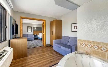 AmericInn by Wyndham Albert Lea