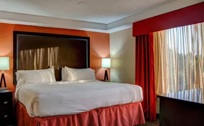 Country Inn & Suites by Radisson, Tyler University Area