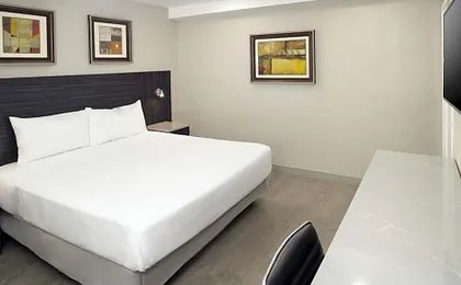 Skyview Motel