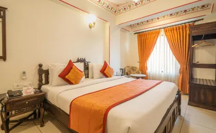 Hotel Umaid Residency