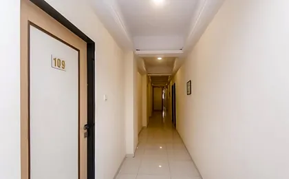 Capital O Orbit Inn Near Infiniti Mall
