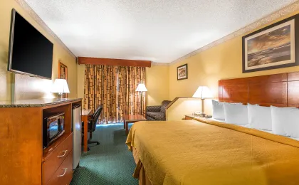 Quality Inn & Suites Camarillo
