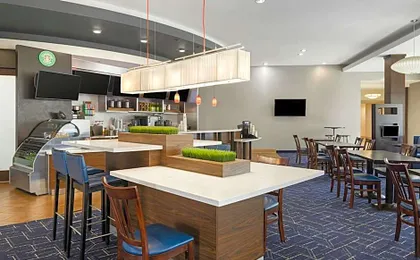 Courtyard by Marriott Sacramento Cal Expo