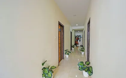 Fabhotel La Vista Inn Grand