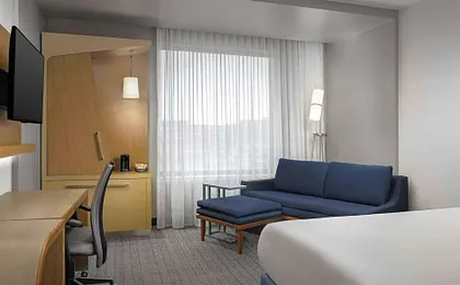 Courtyard by Marriott Muncie at Horizon Convention Center