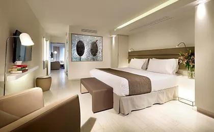 Eurostars Book Hotel