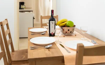 Townhall Apartment's