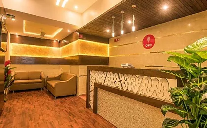 Hotel BKC Inn Near Trade Centre, Visa Consulate