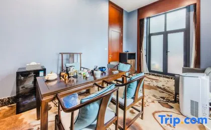 VINA Hotel (Zhejiang University City College Store)