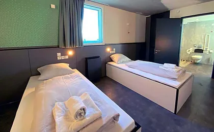 HOME Hostel im Schönhof-Viertel