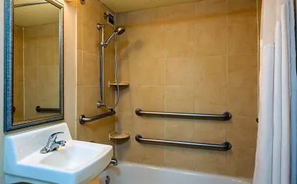 Holiday Inn New Orleans West Bank Tower By IHG