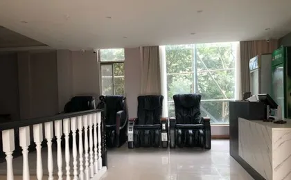 Changwei Hotel
