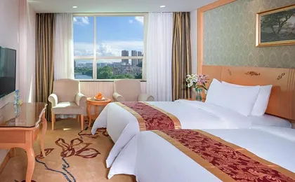 Vienna Hotels Guanlan People Road Peace