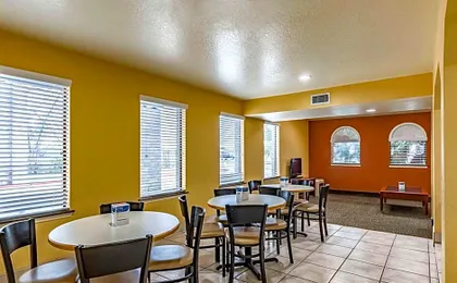 Econo Lodge Near Lackland Air Force Base-SeaWorld