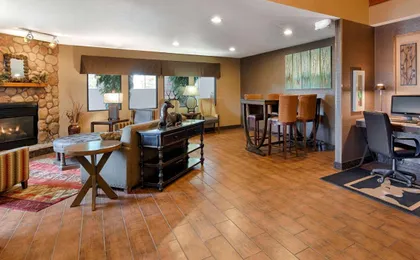 Best Western Plus Deer Park Hotel And Suites