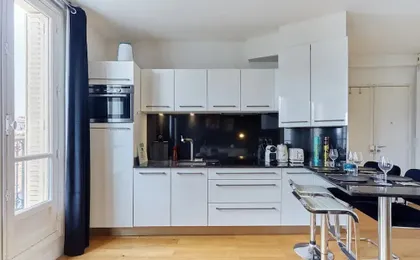Superb Arc de Triomphe Apartment