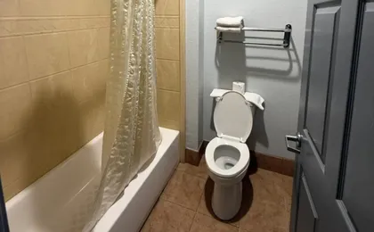Budget Host Inn Stafford - Houston