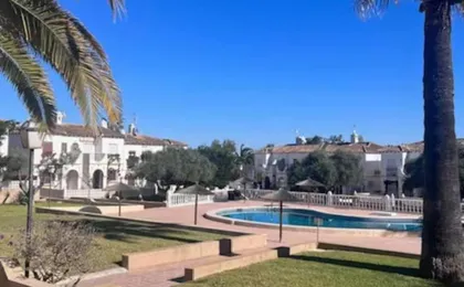 Sunny 1 Bedroom Apartment Retreat