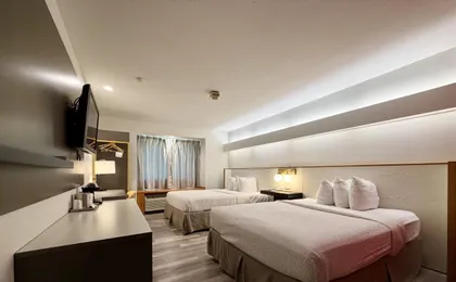 Ramada Limited Bloomington