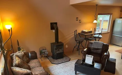 Alaska Adventure Unlimited Chalets