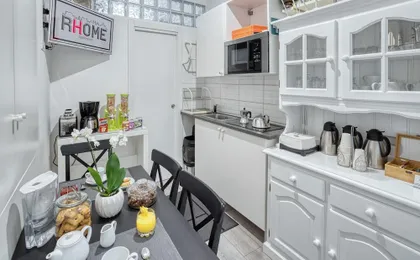 Rhome Guesthouse