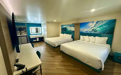 Costa Mesa Inn - Newport Beach Area
