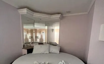 Hotel Paradise (Adults only)