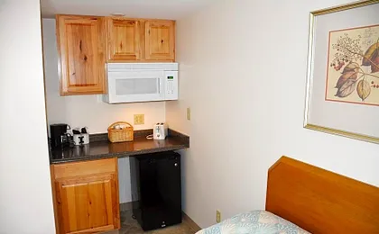 Alouette Beach Resort Economy Rooms