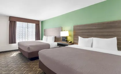 Quality Inn & Suites Airport West