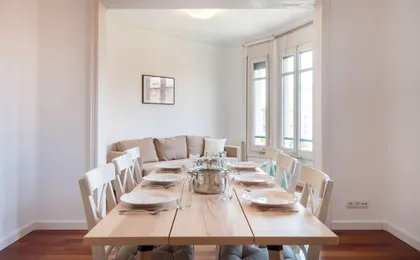Stunning 4br Apart in Sagrada Familia