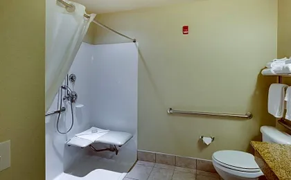 Cobblestone Inn & Suites - Brillion