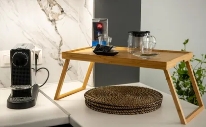 Centerstage1 Boutique Apartment - Hemisphere1 Stylish Studio