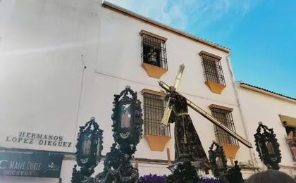 Amplio apartamento familiar con parking privado en pleno centro de Córdoba