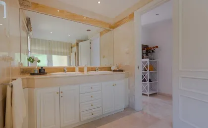 Super Front Line Location Apartment - Heated Pool