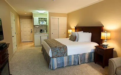 Inn at Spanish Head Resort Hotel