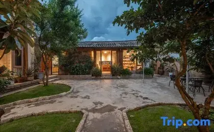 Lijiang Yunshi Snow Mountain View Hotel