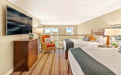 Inn By the Sea