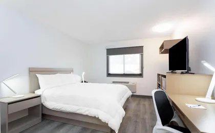 Travelodge by Wyndham Elkhart
