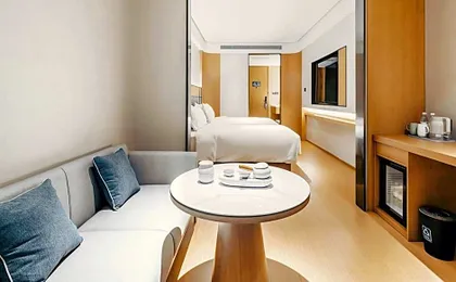 Ji Hotel Shanghai Tonghe Xincun Metro Station