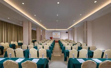 Vienna Hotel (Shenzhen International Convention And Exhibition Center Fuyong Baoan Avenue)