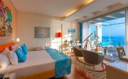 Tropical Hotel Seafront Boutique