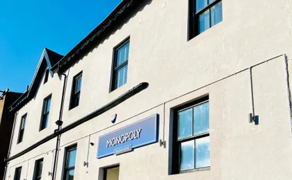 Monopoly Holiday Home