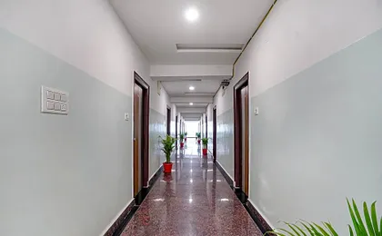 FabHotel Sri Karthikeya Grand - Nr Nexus Mall, Kukatpally