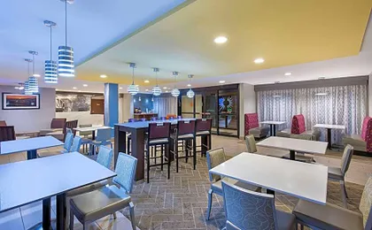 La Quinta Inn & Suites by Wyndham Pigeon Forge- Dollywood