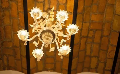 Hotel Columbia
