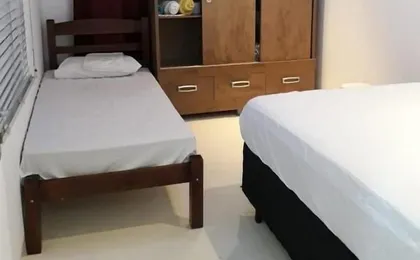 Coach Hostel 7
