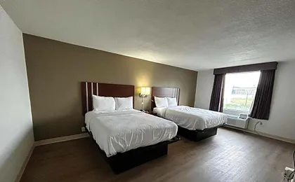 Econo Lodge Inn & Suites Chambersburg Central
