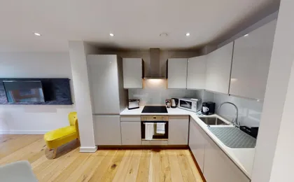 Bollin House by Quay Apartments