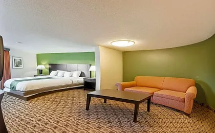 Coratel Plus Suites Wichita West Airport